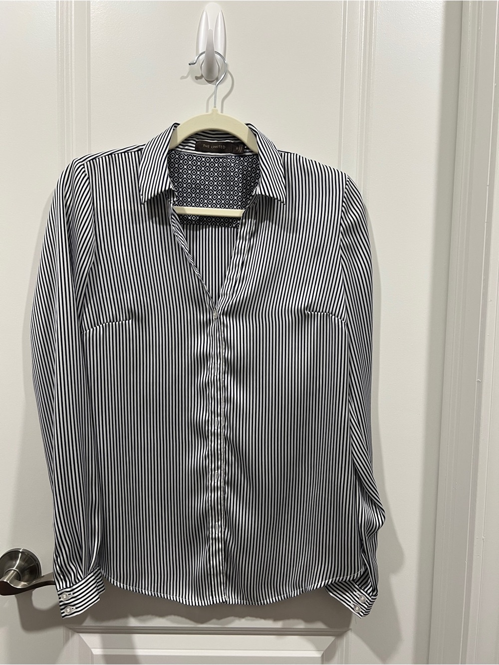 Women’s Navy & White Silky Button-Up Shirt